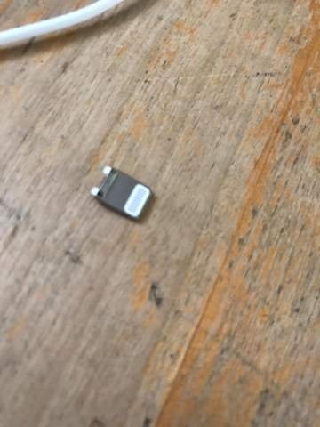 IPhone headphones stuck in the cell phone repair